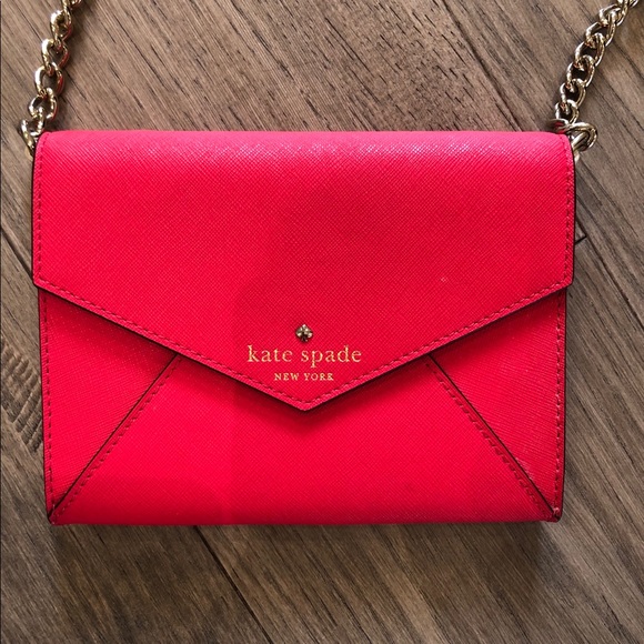 Neon pink Kate Spade envelope crossbody purse - Picture 2 of 3